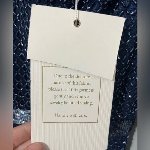 MAC DUGGAL Lattice Beaded Long Sleeve Evening Gown Size 4 Midnight blue NWT - Picture 14 of 14